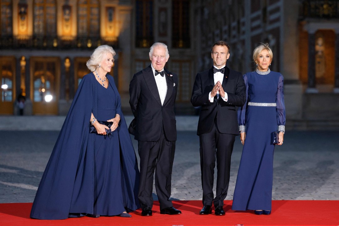 DIORI-KAKSIKUD! Camilla ja Brigitte Macron nägid riiklikul banketil rabavalt sarnased välja